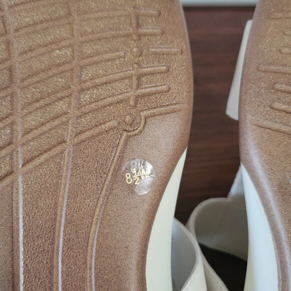 Easy Spirit Hazel Women's Slingback Sandals 8.5 Wide - Picture 6 of 8